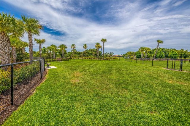 5718 LOS ROBLES COURT, Palmetto, FL 34221