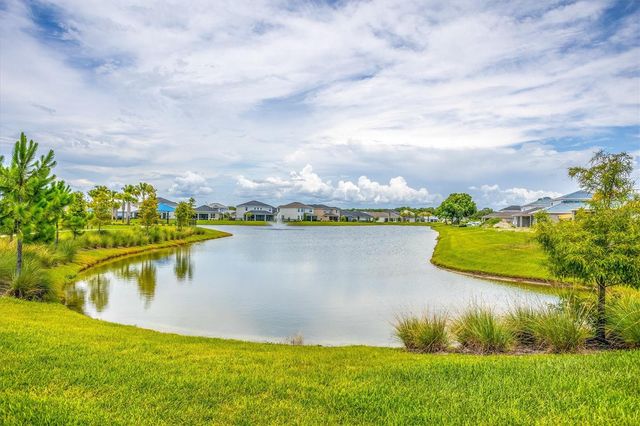 5718 LOS ROBLES COURT, Palmetto, FL 34221