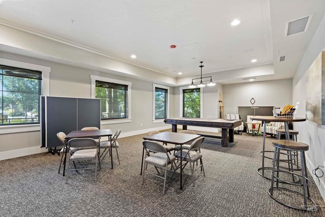 6164 N Winward Ln, Meridian, ID 83646