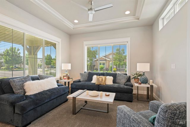 6164 N Winward Ln, Meridian, ID 83646