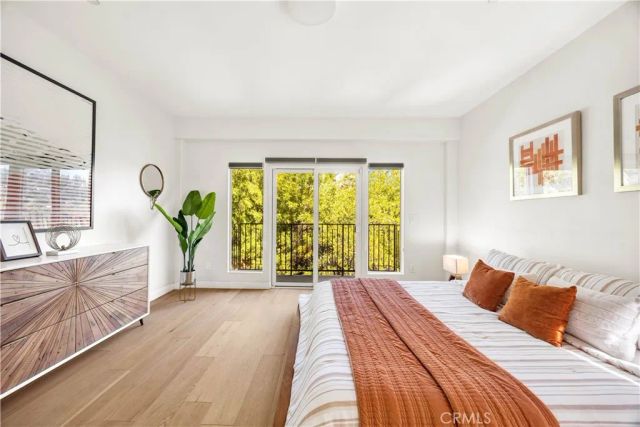 3822 Clayton Avenue, Los Angeles, CA 90027