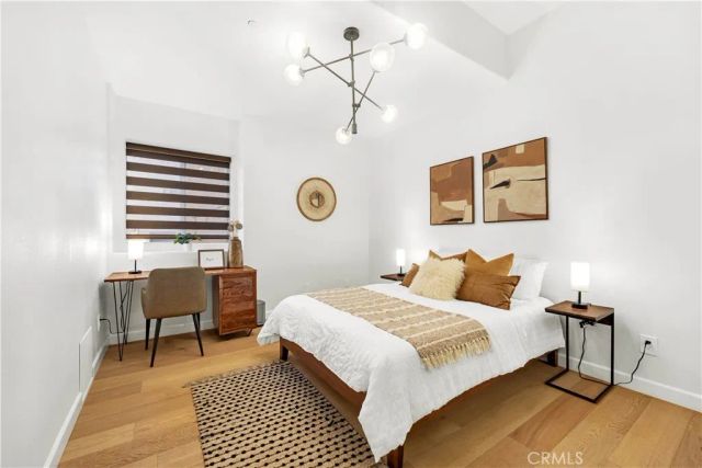 3822 Clayton Avenue, Los Angeles, CA 90027
