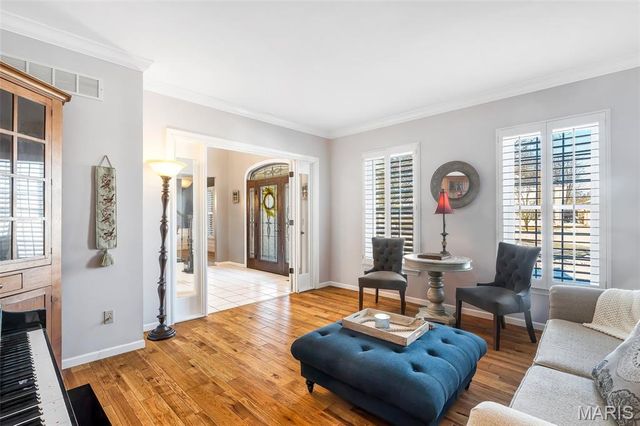 17104 Hillcrest Field Court, Chesterfield, MO 63005