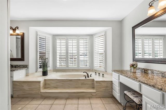 17104 Hillcrest Field Court, Chesterfield, MO 63005