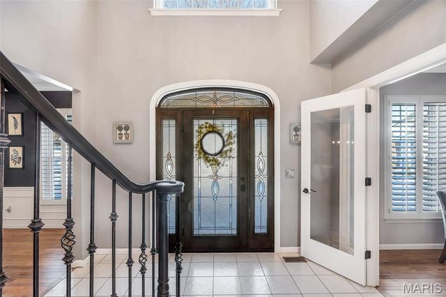 17104 Hillcrest Field Court, Chesterfield, MO 63005