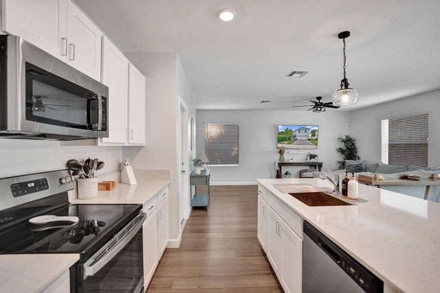 4549 Dow Lane, Greenacres, FL 33463
