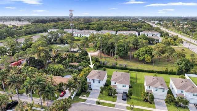 4549 Dow Lane, Greenacres, FL 33463