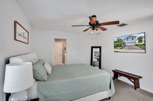 4549 Dow Lane, Greenacres, FL 33463