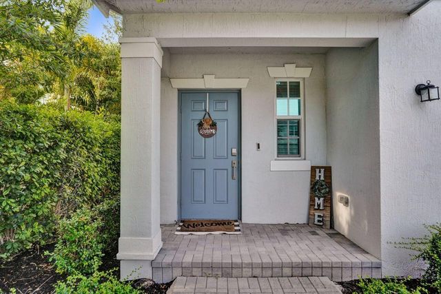 4549 Dow Lane, Greenacres, FL 33463