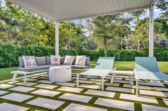 4549 Dow Lane, Greenacres, FL 33463