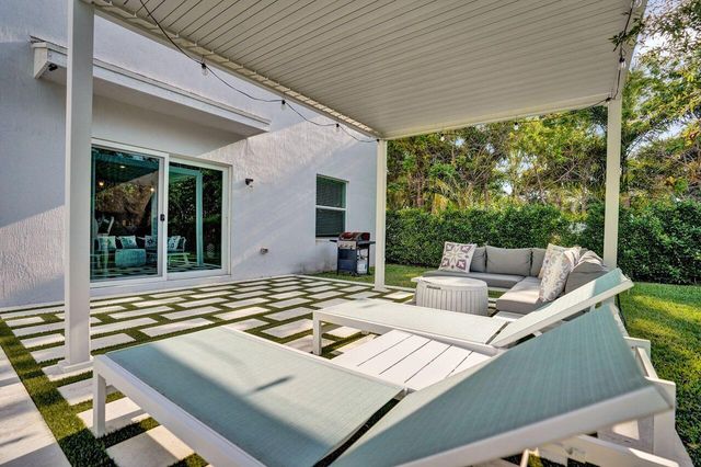 4549 Dow Lane, Greenacres, FL 33463