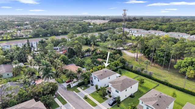 4549 Dow Lane, Greenacres, FL 33463