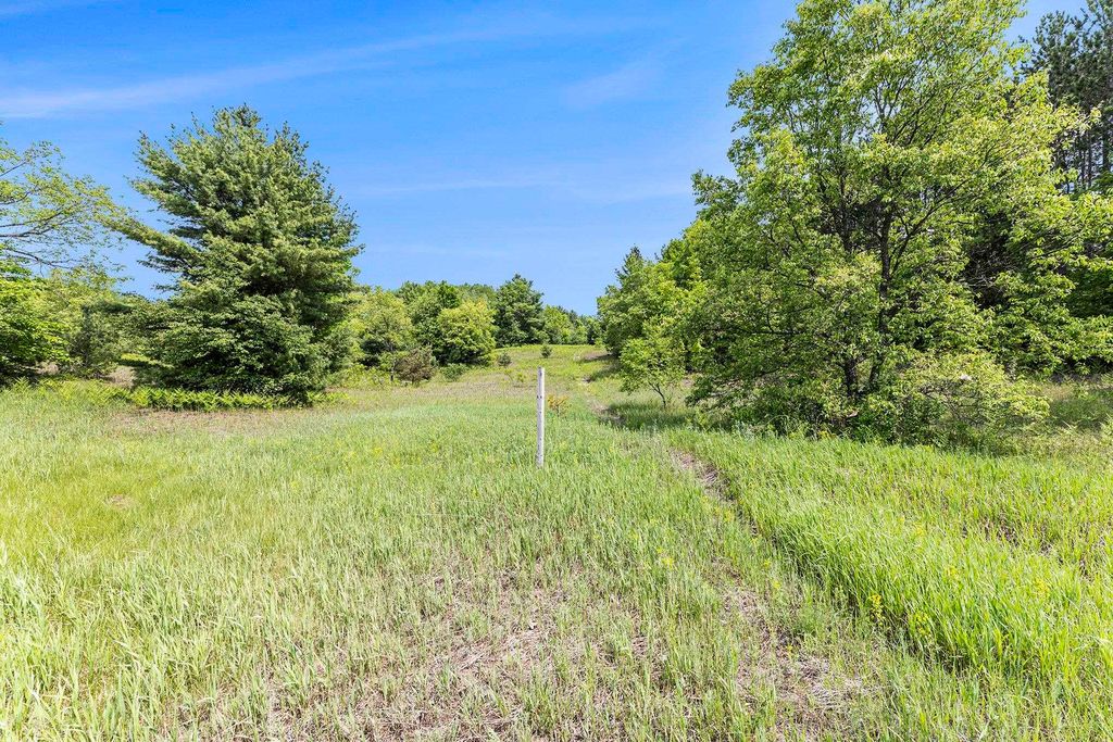 00 1A E Traverse Highway, Solon Twp, MI 49684