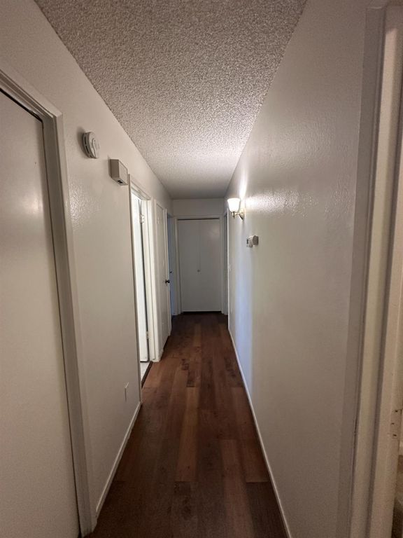 Image 10 of property listing at 1108 Pierce Drive # 102, Clovis, CA 93612