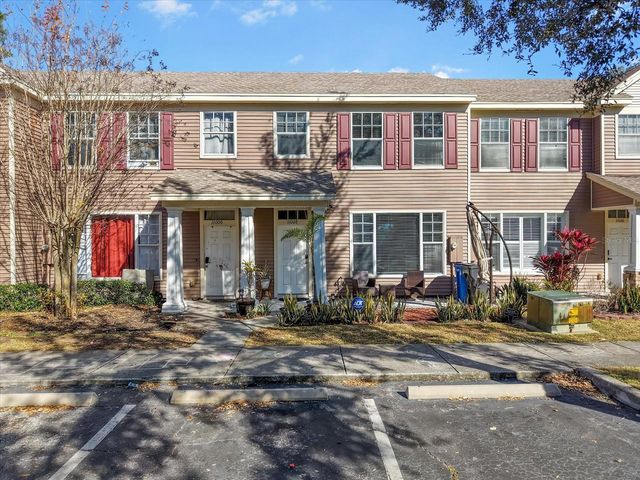 11008 BLACK SWAN COURT, Seffner, FL 33584