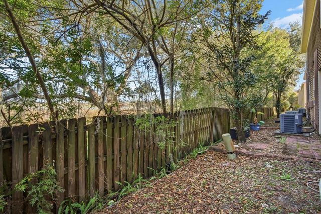 11008 BLACK SWAN COURT, Seffner, FL 33584