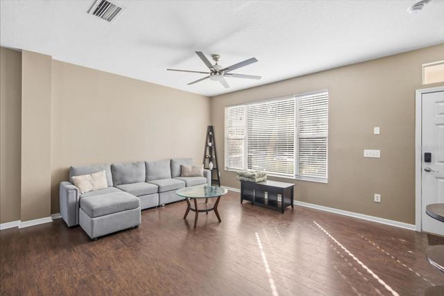 11008 BLACK SWAN COURT, Seffner, FL 33584