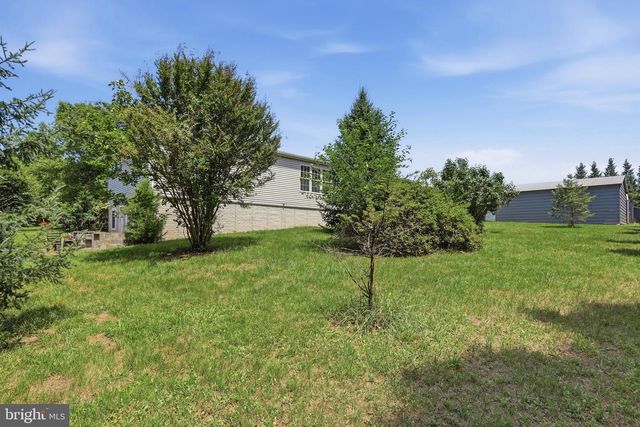 136 SNOOKS LN, Martinsburg, WV 25405