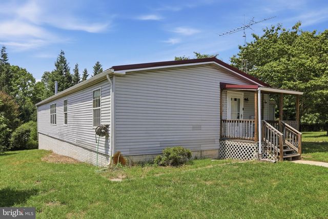 136 SNOOKS LN, Martinsburg, WV 25405