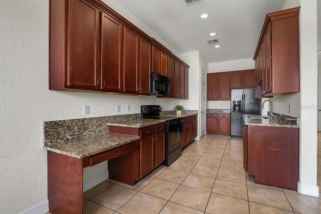 2121 PAINTER LANE, Kissimmee, FL 34741