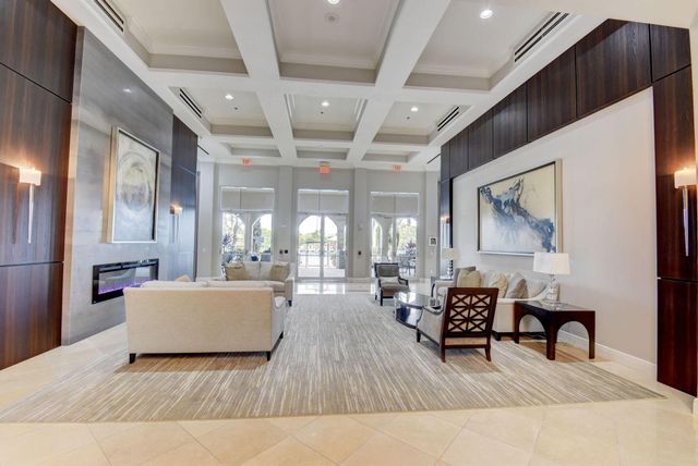 7124 Cataluna Circle, Delray Beach, FL 33446