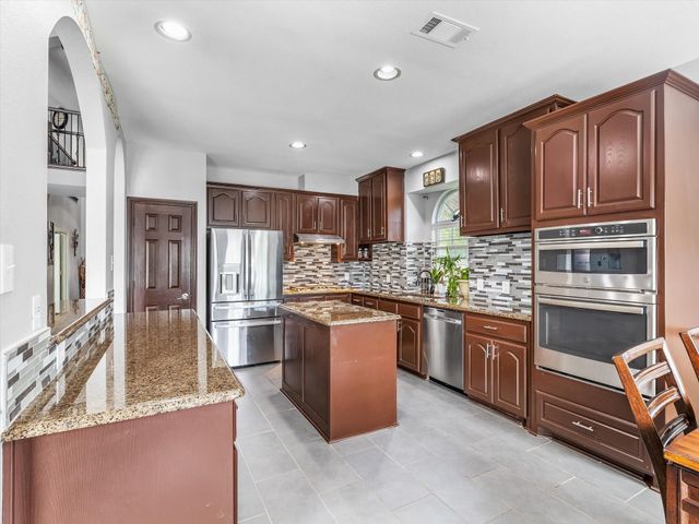 13646 Badger Creek Drive, Frisco, TX 75033