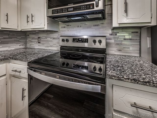 2314 S Hickory Avenue, Broken Arrow, OK 74012