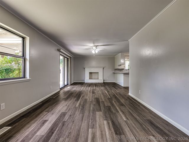 2314 S Hickory Avenue, Broken Arrow, OK 74012