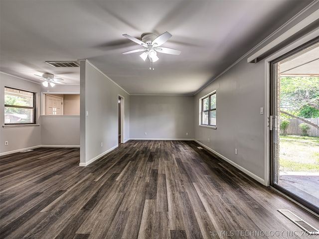 2314 S Hickory Avenue, Broken Arrow, OK 74012