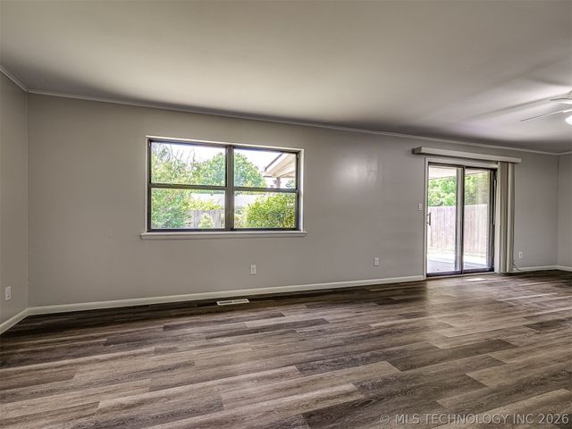 2314 S Hickory Avenue, Broken Arrow, OK 74012
