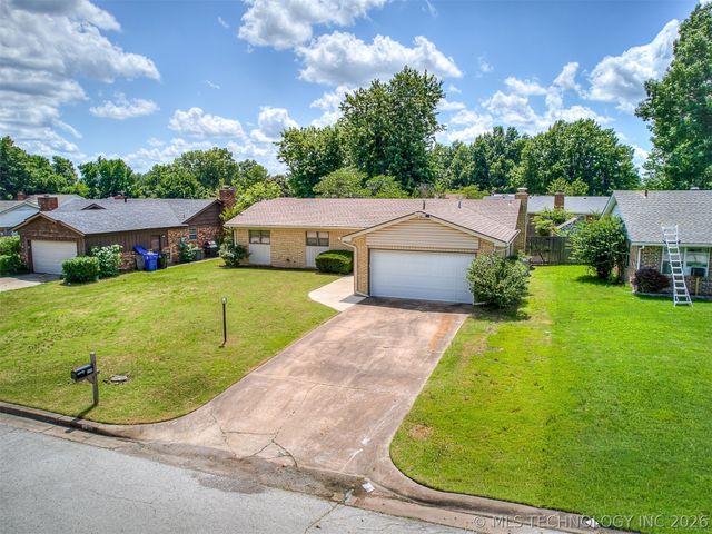 2314 S Hickory Avenue, Broken Arrow, OK 74012