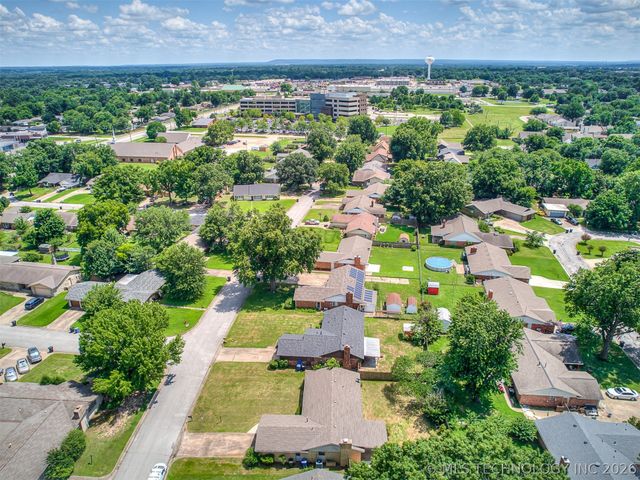 2314 S Hickory Avenue, Broken Arrow, OK 74012