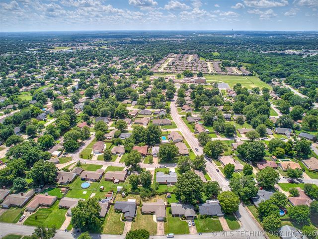 2314 S Hickory Avenue, Broken Arrow, OK 74012