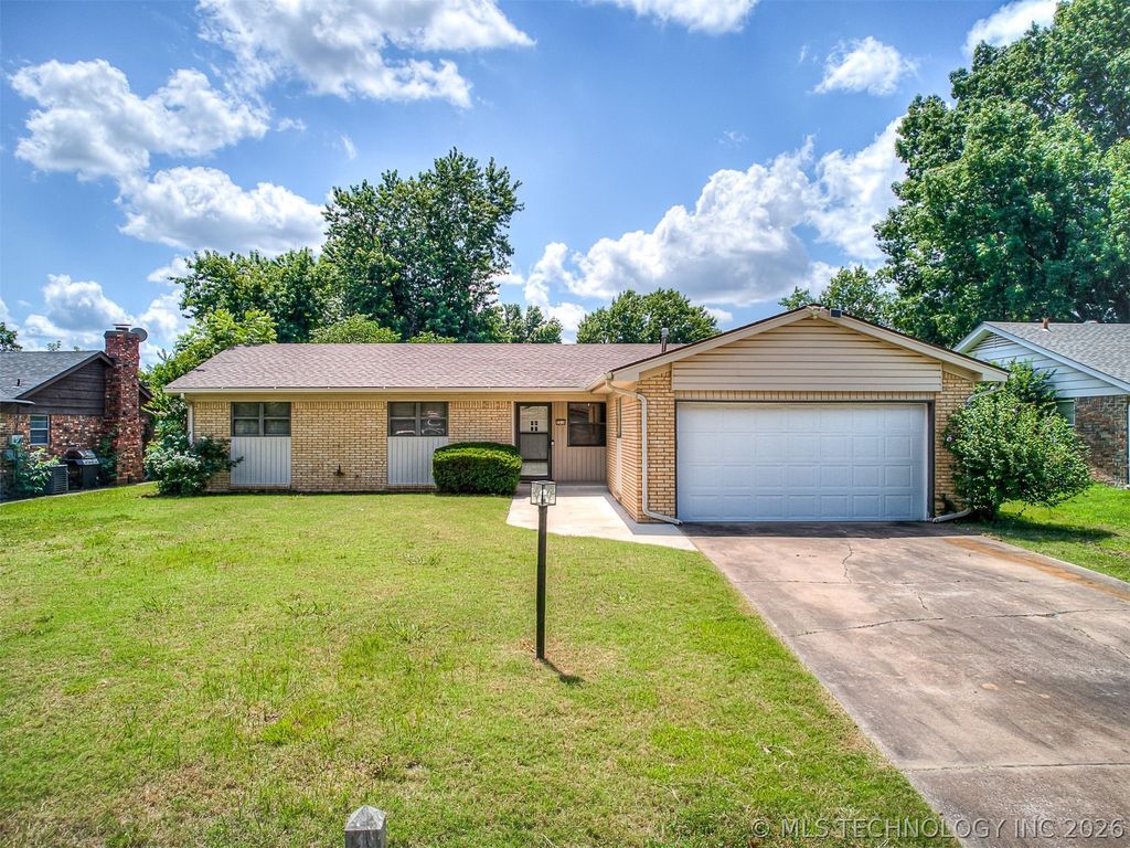 2314 S Hickory Avenue, Broken Arrow, OK 74012