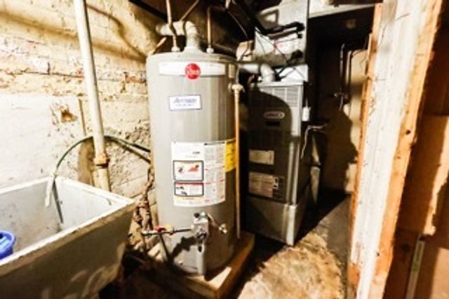 1107 24th Avenue, Bellwood, IL 60104