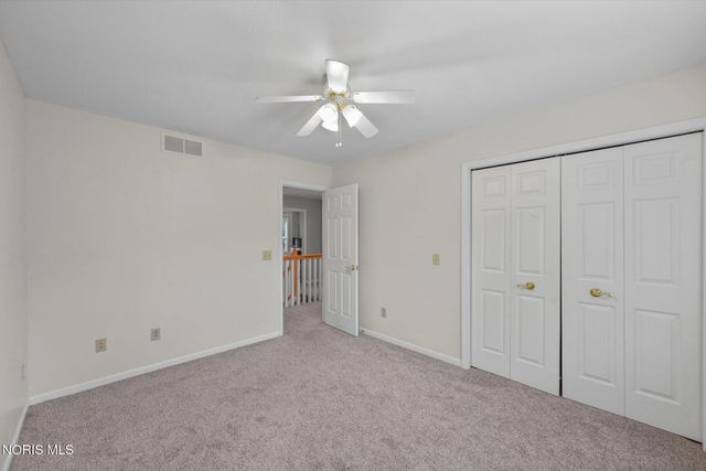 8127 Silverstone Drive, Waterville, OH 43566