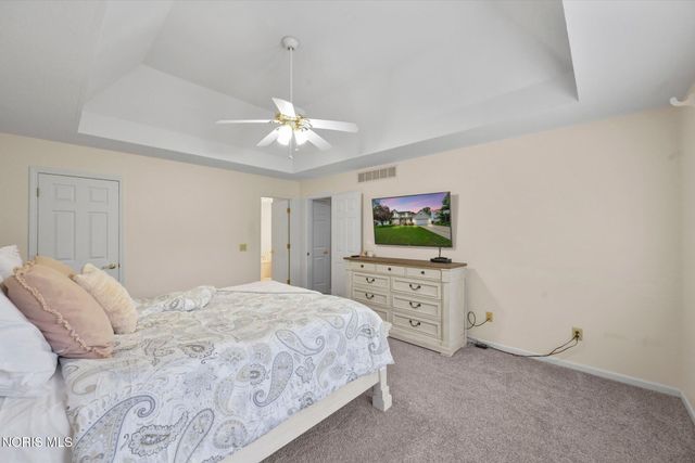 8127 Silverstone Drive, Waterville, OH 43566