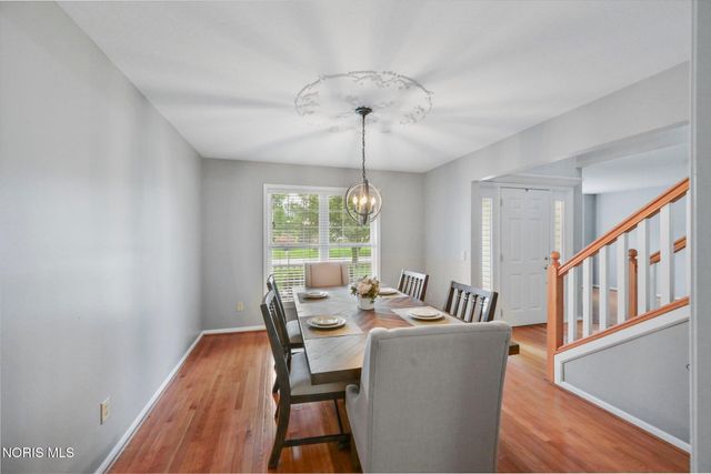 8127 Silverstone Drive, Waterville, OH 43566