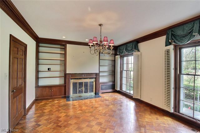 2710 Chesterton Road, Shaker Heights, OH 44122