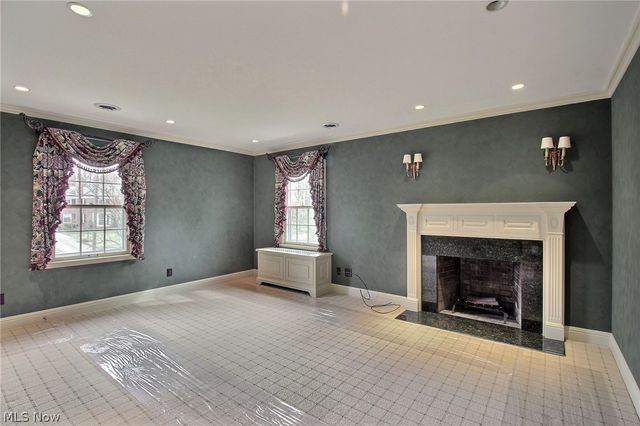 2710 Chesterton Road, Shaker Heights, OH 44122