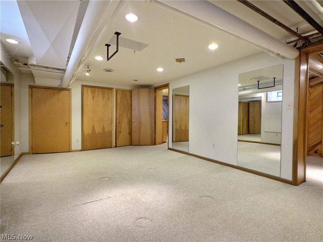 2710 Chesterton Road, Shaker Heights, OH 44122