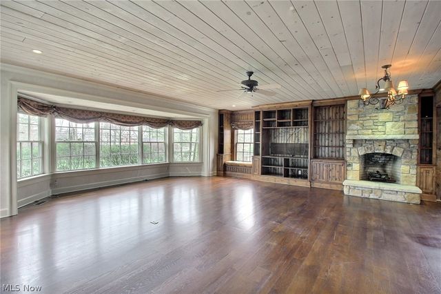 2710 Chesterton Road, Shaker Heights, OH 44122