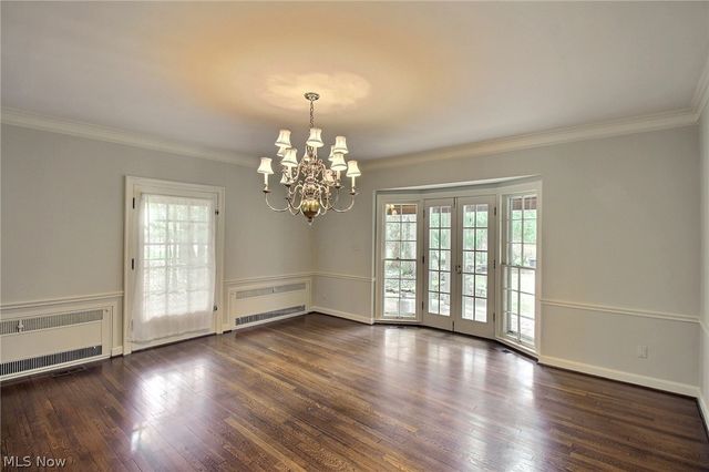 2710 Chesterton Road, Shaker Heights, OH 44122