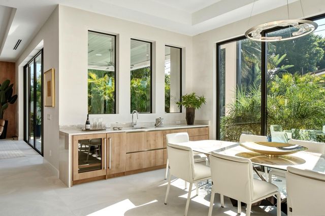 399 NE Spanish Court, Boca Raton, FL 33432