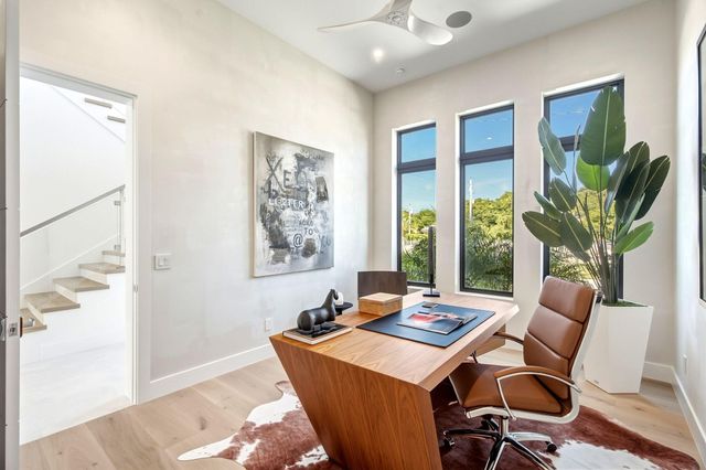 399 NE Spanish Court, Boca Raton, FL 33432