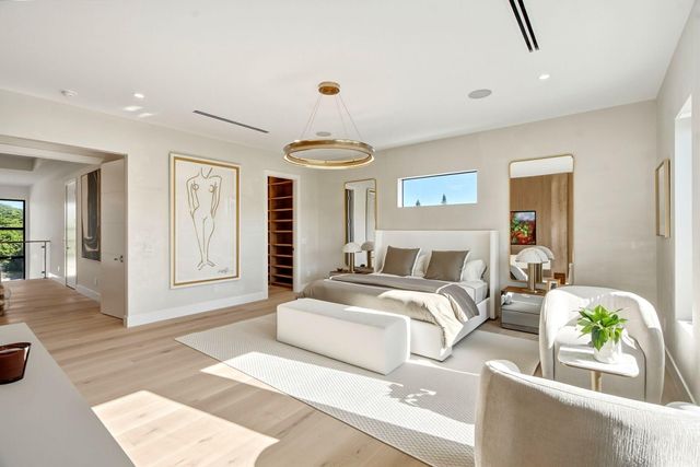 399 NE Spanish Court, Boca Raton, FL 33432