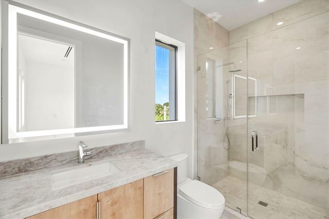 399 NE Spanish Court, Boca Raton, FL 33432