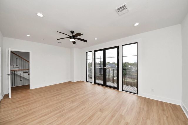 9022 Ferdinand Street, Houston, TX 77051