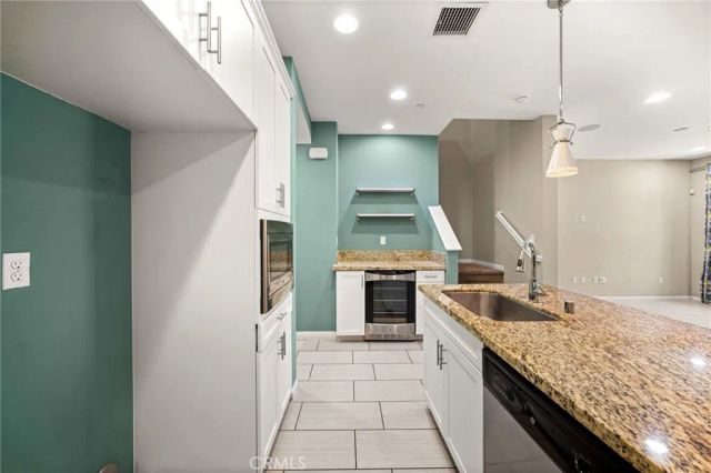 118 Stonebridge, West Covina, CA 91791