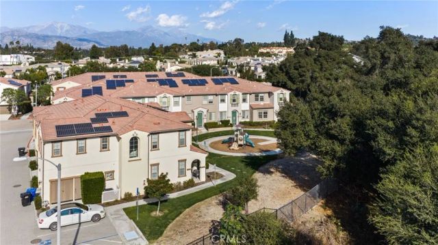 118 Stonebridge, West Covina, CA 91791